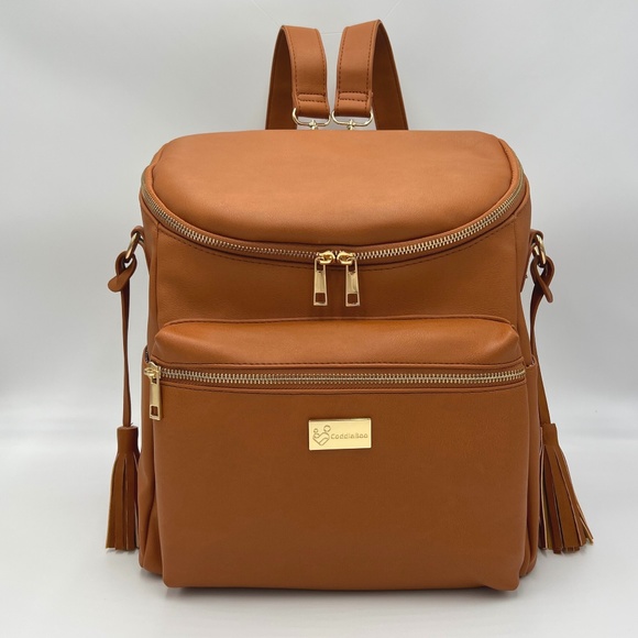 BRAND NEW VEGAN LEATHER DIAPER BAG + ACCESSORIES - Picture 4 of 9